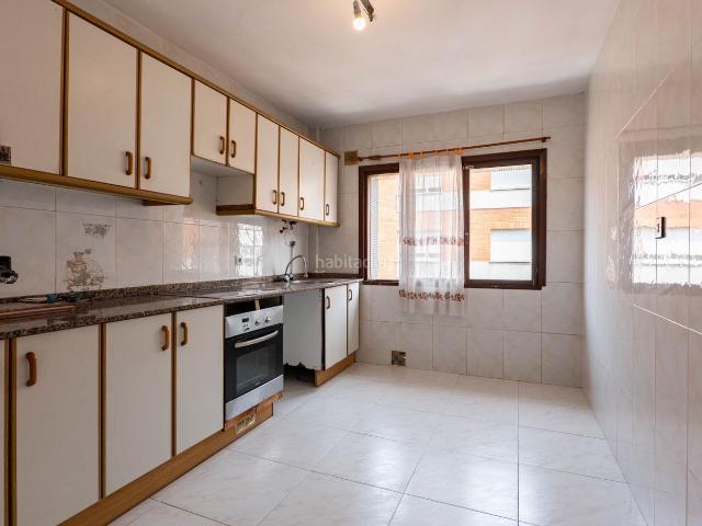Piso en venta en Gijón, Llano. VENTA PISO AMPLIO y LUMINOSO EN EL CORAZÓN DEL LLANO. Pisos.