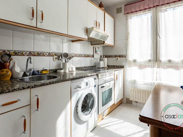 Piso en venta en Gijón, Llano. VENTA PISO DOS HABITACIONES EXTERIOR CON GARAJE Y TRASTERO EN EL LLANO. Pisos.