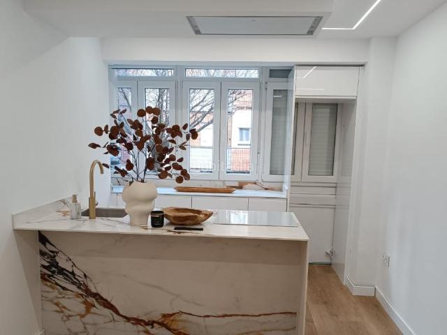 Piso en venta en Gijón, Pumarín. A 1507 SE VENDE PISO TOTALMENTE REFORMADO A ESTRENAR. Pisos.