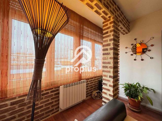 Piso en venta en Gijón, Pumarín. PISO AMUEBLADO Y REFORMADO EN GIJÓN. Pisos.