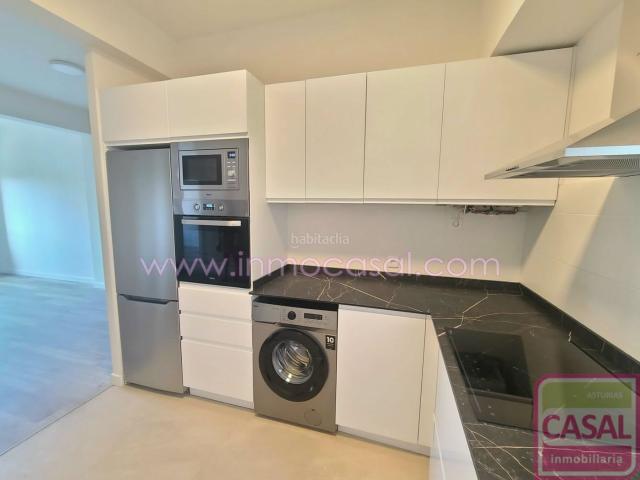 Piso en venta en Gijón, Pumarín. Piso de 85 m totalmente reformado a estrenar, en El Llano, junto a Av. Constitución.Con ascensor, orientación sur y vistas a parqu. Pisos.