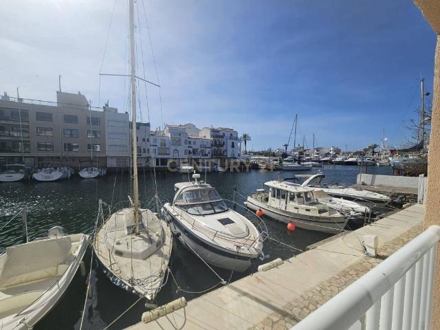 Piso en Venta en Castelló d'Empúries