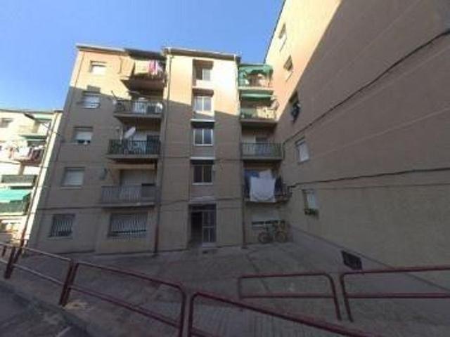 Piso en venta en Girona, de 58 m² 2 habitaciones por 47.000