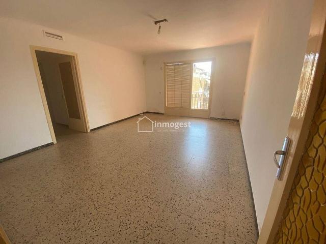 Piso en venta en Girona, de 88 m² 3 habitaciones por 250.000