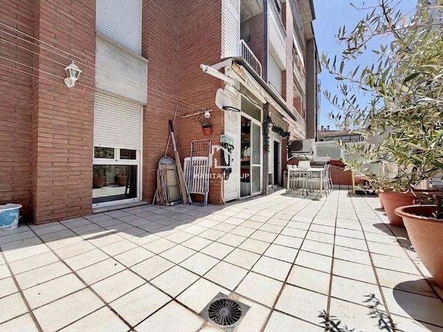 Piso en venta en Girona, de 105 m² 3 habitaciones por 365.000