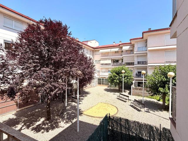 Piso en venta en Girona, Fontajau Sant Ponç. Pisos.