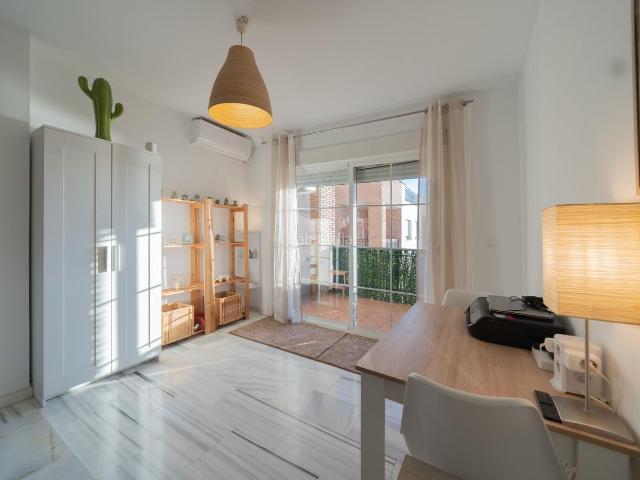 Piso en venta en Gójar. PISO CON TERRAZA EN GOJAR. Pisos.