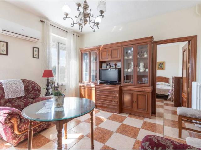Piso en Venta en Granada
