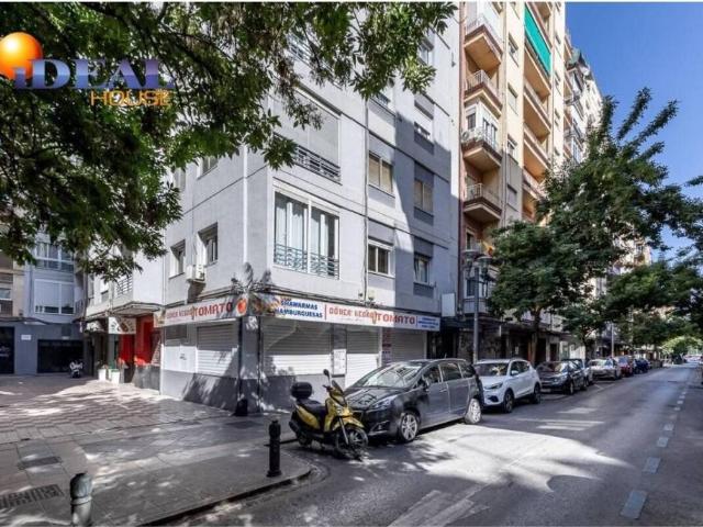 Piso en Venta en Granada