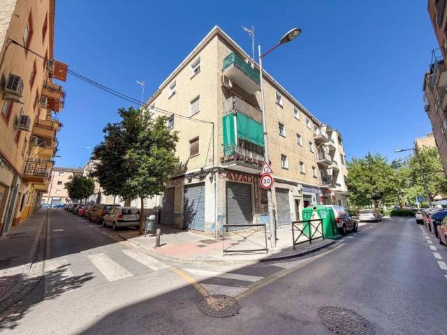 Piso en Venta en Granada