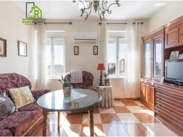 Piso en Venta en Granada