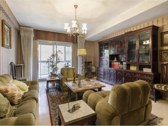 Piso en Venta en Granada