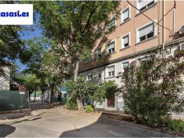 Piso en Venta en Granada