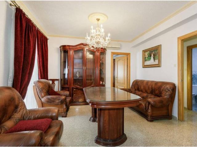 Piso en Venta en Granada