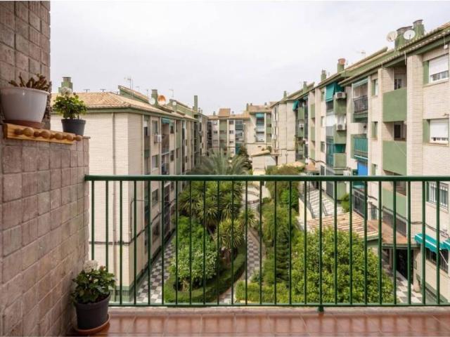 Piso en Venta en Granada