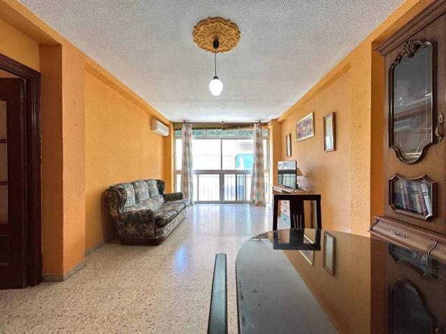 Piso en Venta en Granada