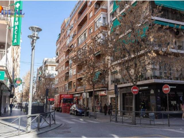Piso en Venta en Granada