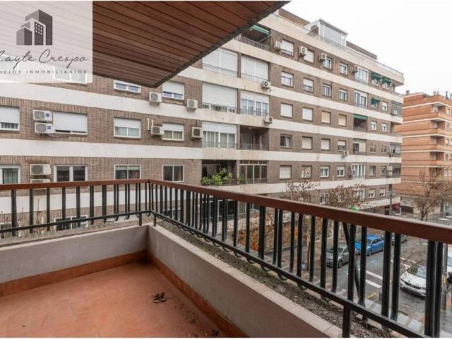Piso en Venta en Granada