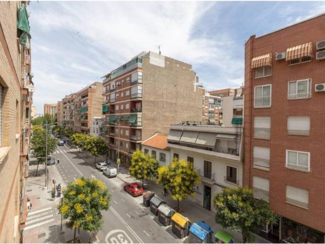 Piso en Venta en Granada