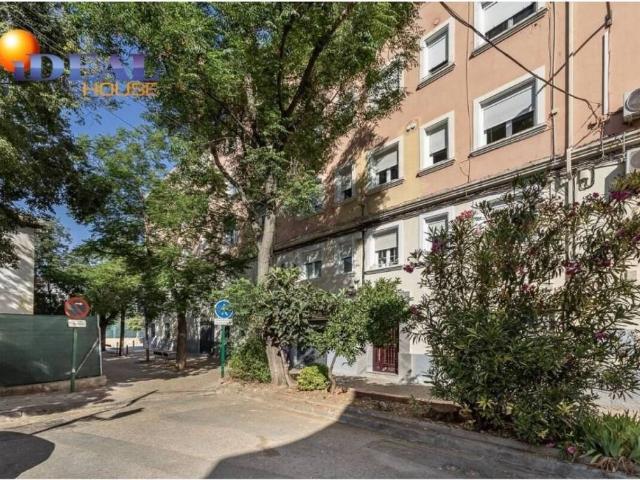 Piso en Venta en Granada