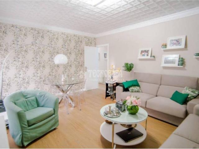 Piso en Venta en Granada
