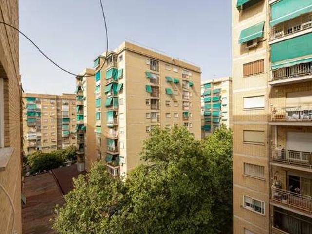 Piso en Venta en Granada