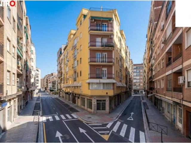 Piso en Venta en Granada