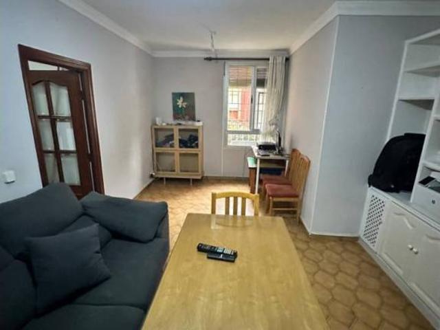 Piso en Venta en Granada