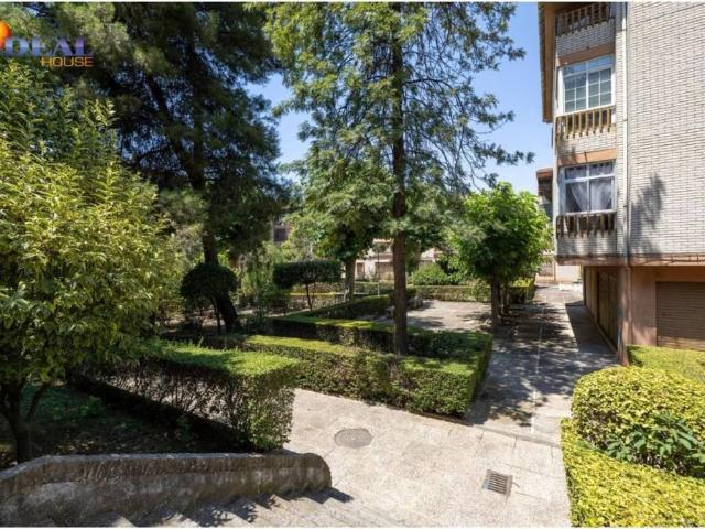 Piso en Venta en Granada