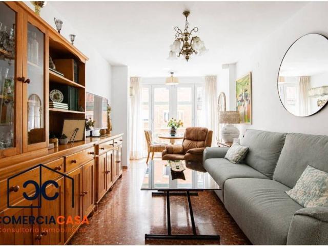 Piso en Venta en Granada