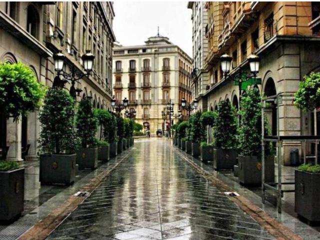Piso en Venta en Granada