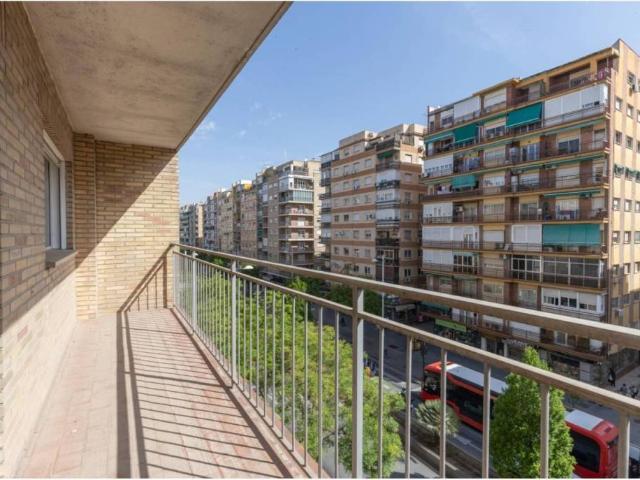 Piso en Venta en Granada