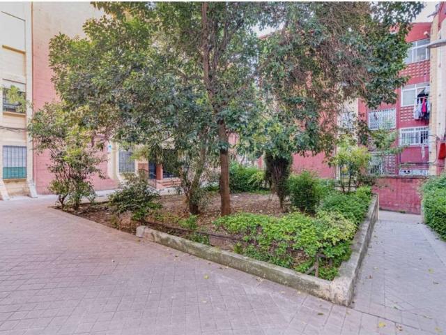 Piso en Venta en Granada
