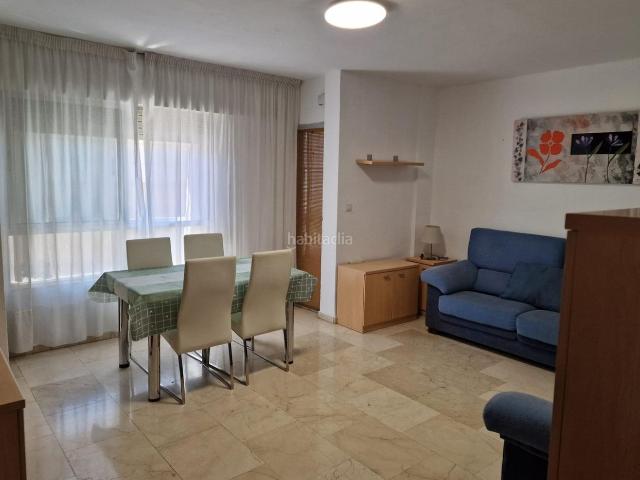 Piso en venta en Granada, Camino de Ronda. Magnífico y Luminoso! Piso de 4 Dormitorios con Patio Privativo junto a Facultades y Centro. Pisos.