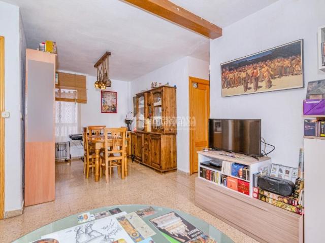 Piso en venta en Granada, Campo Verde. Piso en venta en Granada. Pisos.