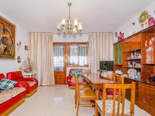 Piso en venta en Granada, Campo Verde. Piso en venta en Granada. Pisos.