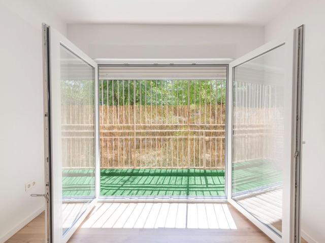 Piso en venta en Granada, Cartuja. FANTÁSTICO PISO REFORMADO, TODO EXTERIOR. Pisos.