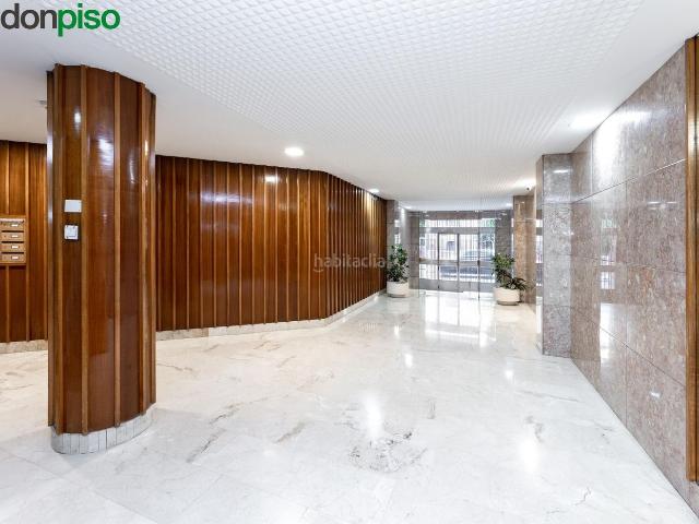 Piso en venta en Granada, Centro Sagrario. GRAN PISO EN CALLE RECOGIDAS. Pisos.