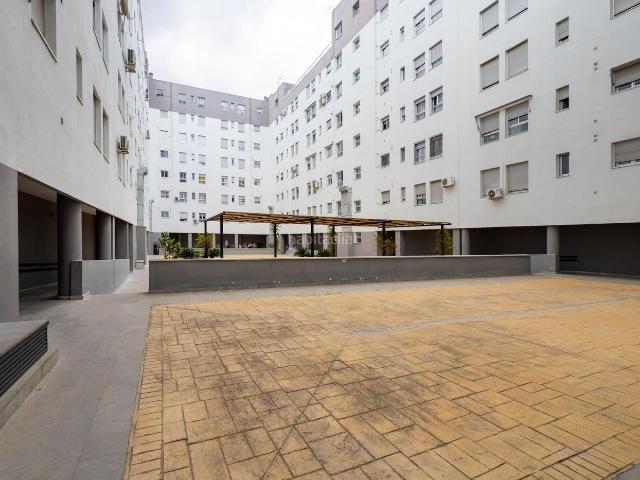 Piso en venta en Granada, Av. F. Garcia Lorca Nueva Estación Autobuses. FANTASTICA OPORTUNIDAD DE ALQUILER CON OPCION DE COMPRA EN EL PARQUE ALMUNIA, ENTRA A VIVIR YA Y COMPRA SIN PRISA!. Pisos.