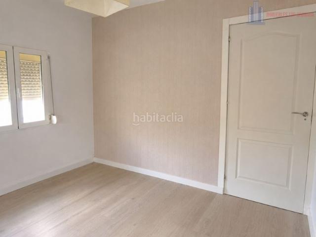 Piso en venta en Granada, Barrio de Zaidín. GranadaPiso. Pisos.