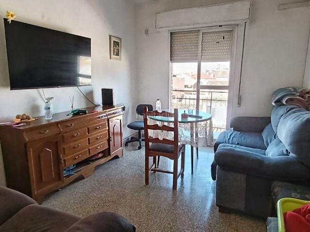 Piso en venta en Granada, Barrio de Zaidín. MAGNIFICO PISO JUNTO A LA AVENIDA DE DILAR. Pisos.