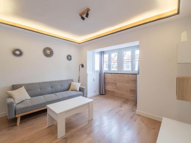 Piso en venta en Granada, Barrio de Zaidín. Magnífica vivienda reformada junto a Avenida de Dílar Zaidín, Granada. Pisos.