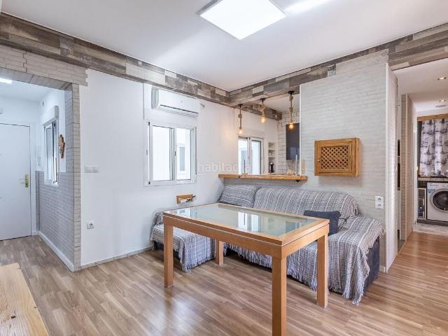 Piso en venta en Granada, Barrio de Zaidín. Oportunidad de inversión en el Zaidín Avenida de Dílar. Pisos.