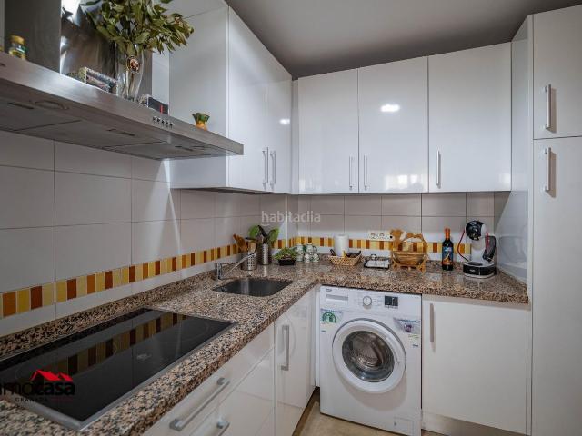 Piso en venta en Granada, Barrio de Zaidín. Oportunidad en Nuevo Zaidín. Pisos.