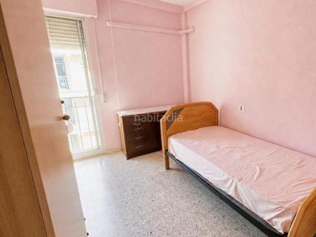 Piso en venta en Granada, Barrio de Zaidín. piso de 3 dormitorios junto Avda don Bosco. Pisos.