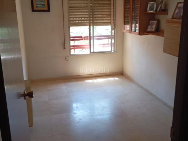 Piso en venta en Granada, Barrio de Zaidín. PISO EN URBANIZACIÓN PRIVADA ZAIDÍN PRÓXIMO AL CENTRO. Pisos.
