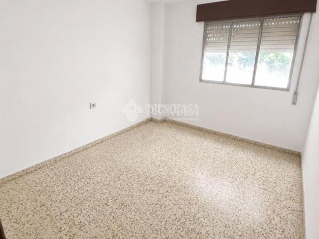 Piso en venta en Granada, Barrio de Zaidín. Piso en venta en Granada. Pisos.