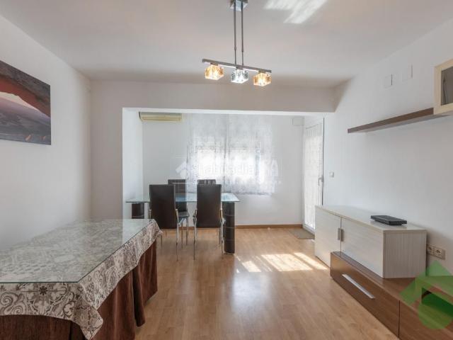 Piso en venta en Granada, Barrio de Zaidín. Piso en venta en Granada. Pisos.