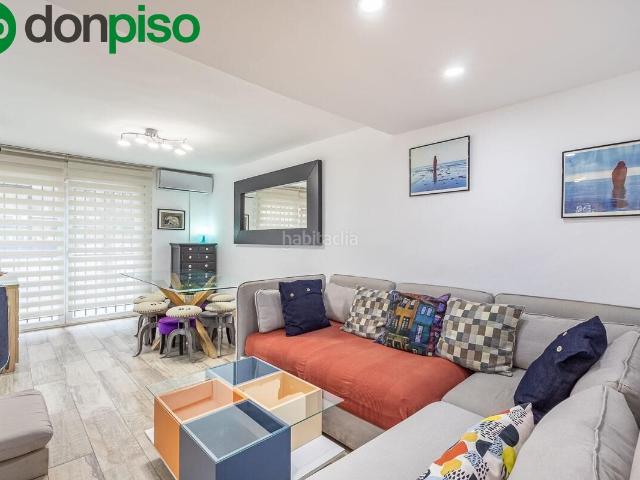 Piso en venta en Granada, Barrio de Zaidín. Piso reformado con licencia turística. Pisos.