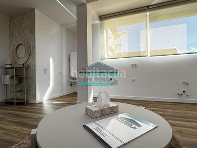 Piso en venta en Granada, Barrio de Zaidín. Pisos.